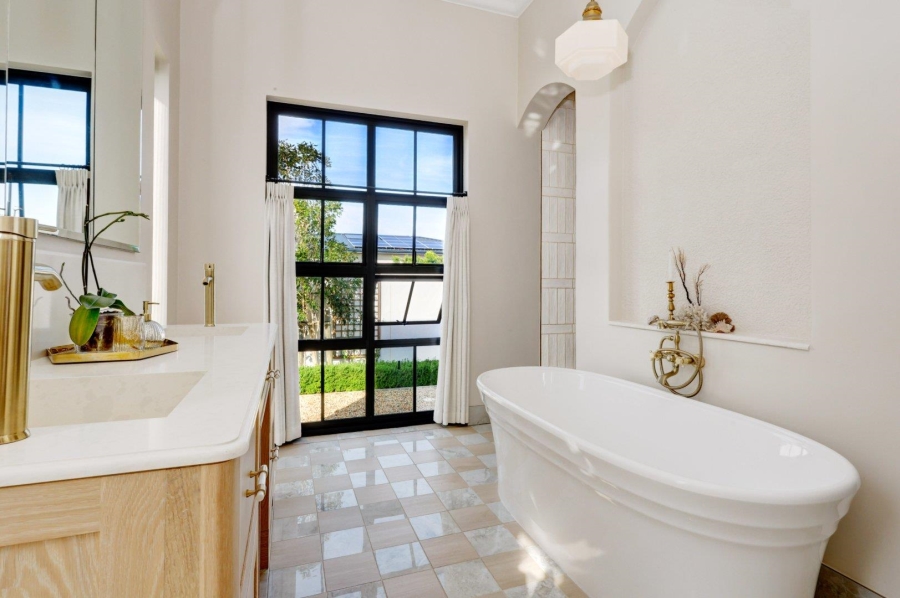 4 Bedroom Property for Sale in Clara Anna Fontein Western Cape